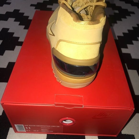 Lebron Nike Air Zoom Generation Wheat Sz 11 DS main image 4